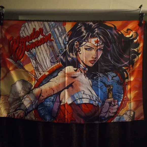 Wonder Woman flag - Picture 6 of 6